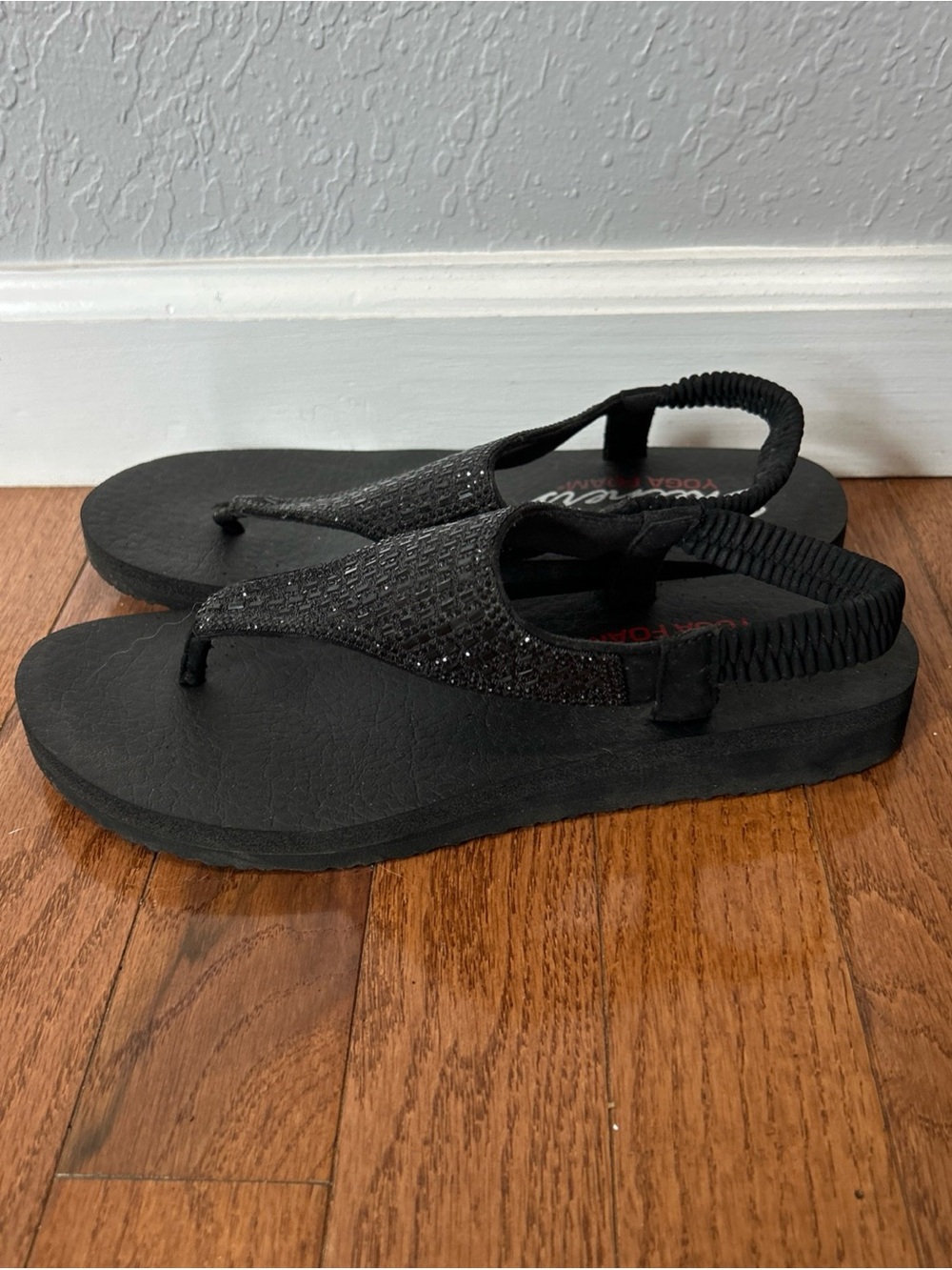 Skechers Meditation Rock Thong Sandals New Moon Yoga Foam Women’s Size 7 Black